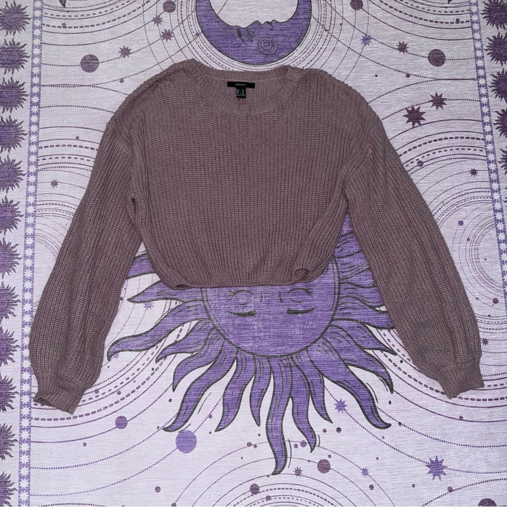 Forever 21 Cropped Sweater size medium